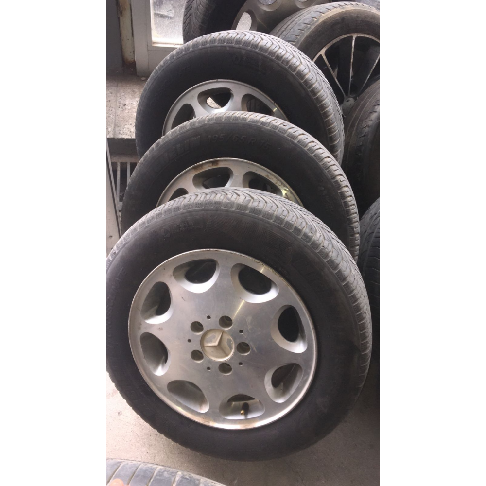 C180 - E180 - C200 - E200 - 200E - 190E - E320 - C220 - E350 - C250 - E250 - E220 - C320