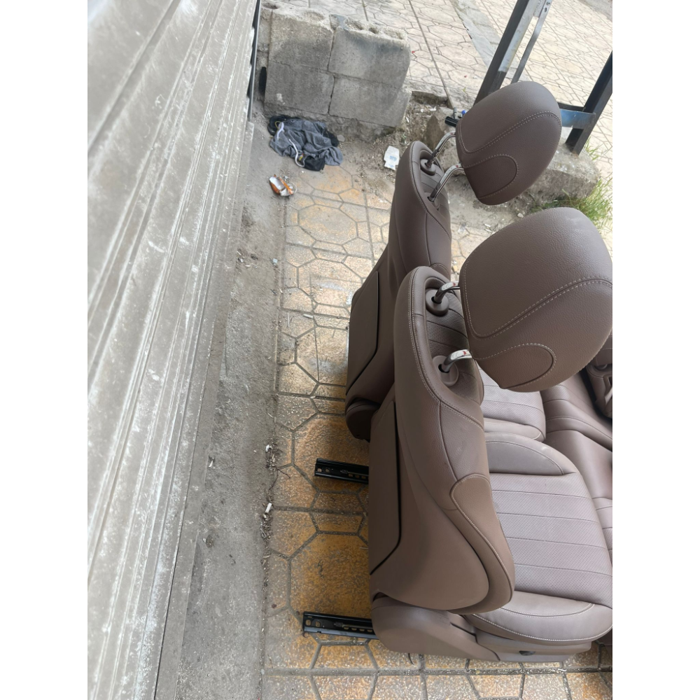 MERCEDES KOLTUK DÖŞEME