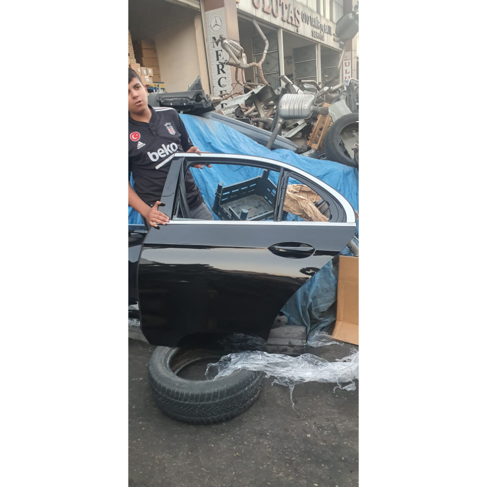 MERCEDES KAPI VE KAPORTA AKSAMLARI