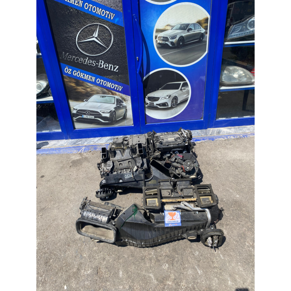 MERCEDES KALORİFER KUTUSU