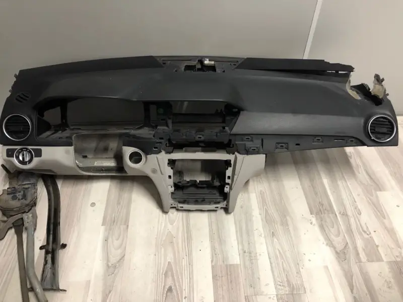 TÜM MERCEDES C180 - E180 - C200 - E200 - 200E - 190E - E320 - C220 - E350 - C250 - E250 - E220 - C32