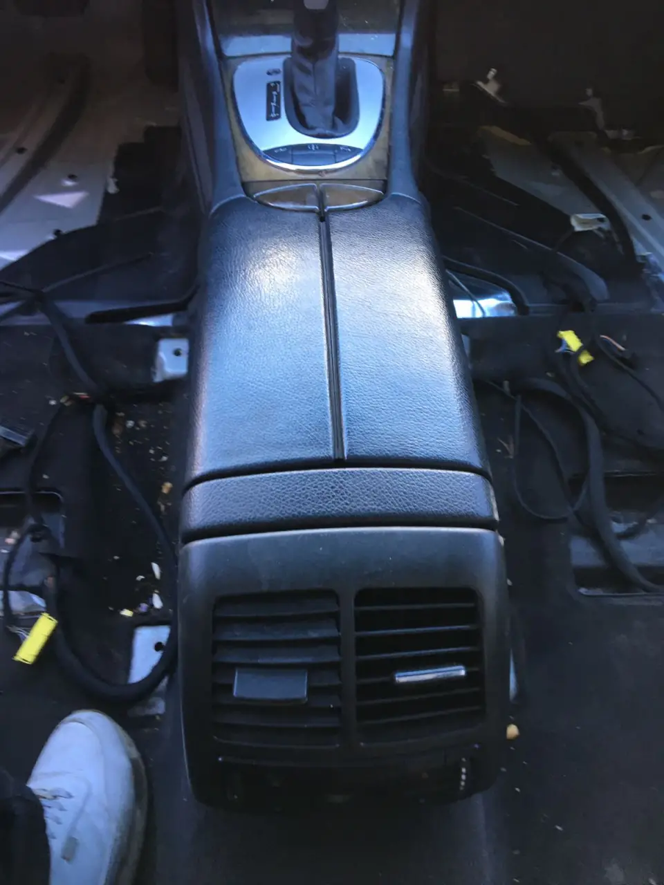 TÜM MERCEDES C180 - E180 - C200 - E200 - 200E - 190E - E320 - C220 - E350 - C250 - E250 - E220 - C32