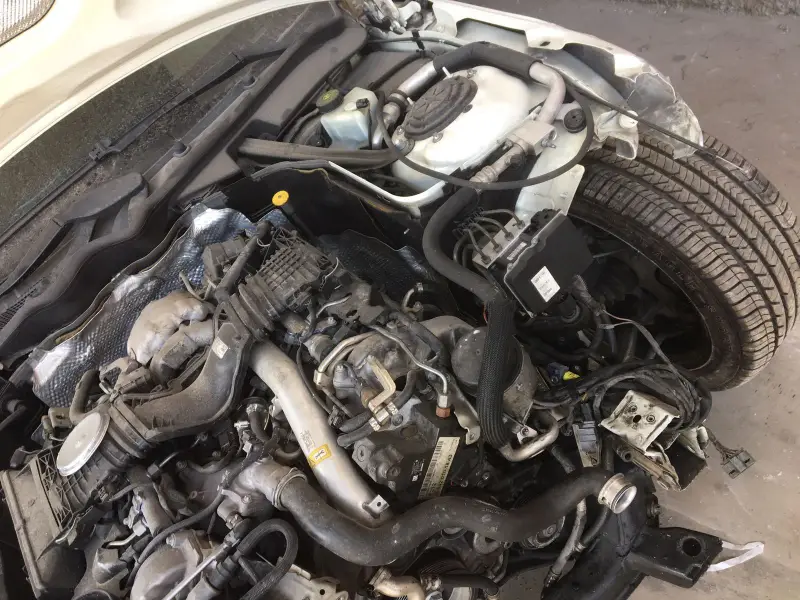 Tüm Mercedes Otomobillerin 112 / 271/ 272 / 274 / 111 / 102 / 103 / 104 / 611 / 612 / 613 / 647 / 64