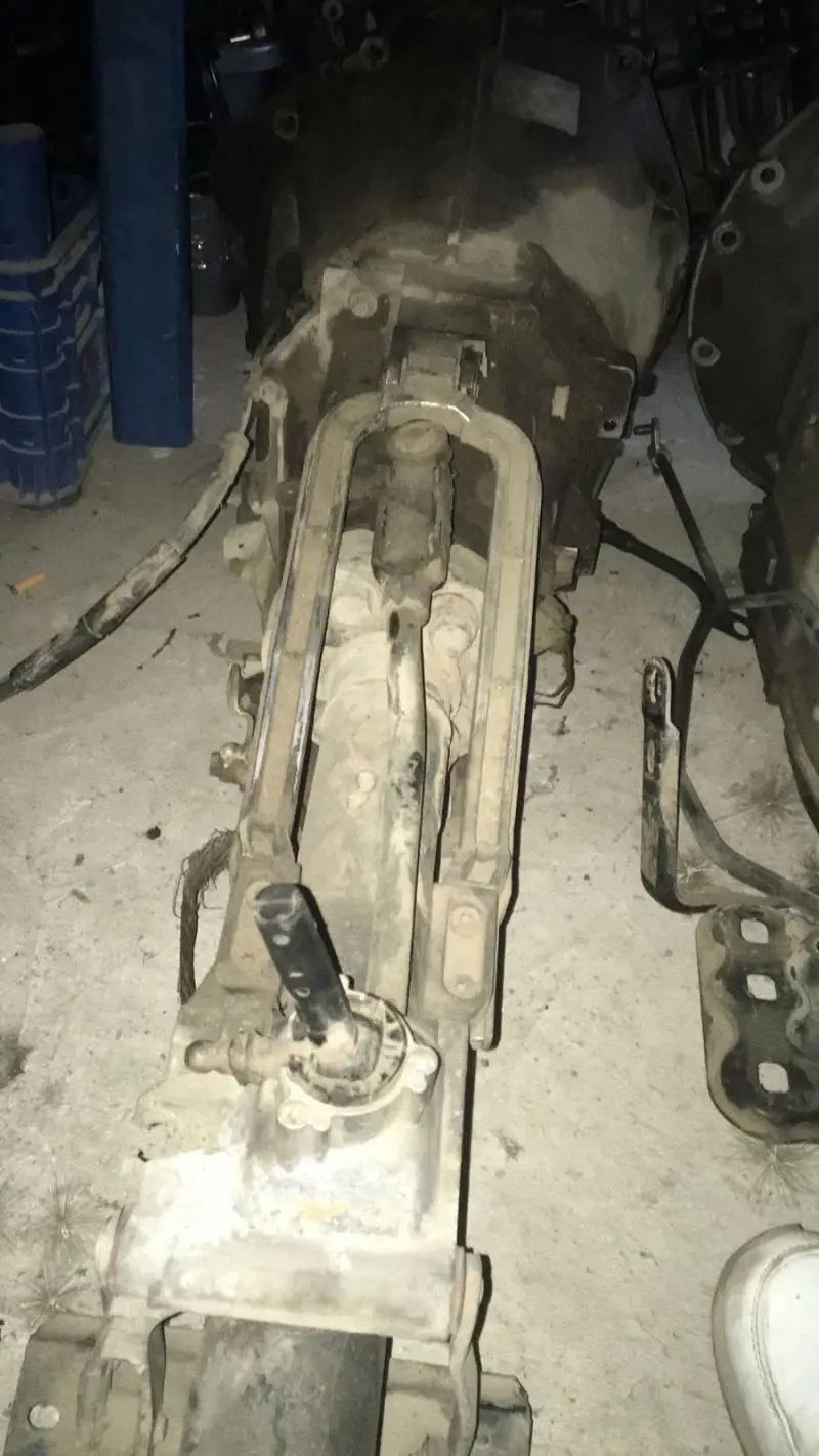 TÜM MERCEDES C180 - E180 - C200 - E200 - 200E - 190E - E320 - C220 - E350 - C250 - E250 - E220 - C32