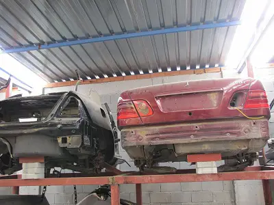 TÜM MERCEDES OTOMOBİLLERİN W124-W201-W204-W203-W211-W205-W212-W140-W126-W207-W208-W209-W202-W129-W21