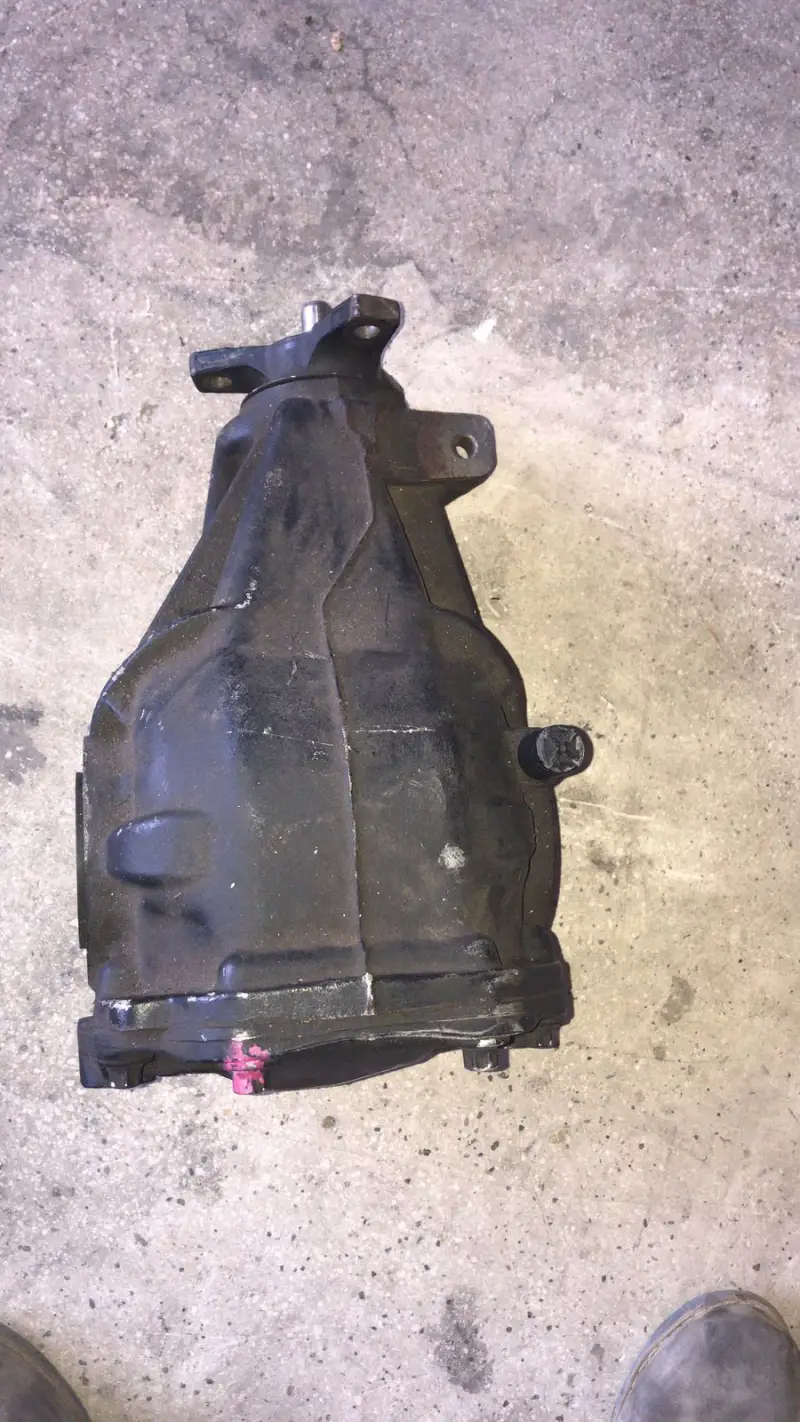 Tüm Mercedes Otomobillerin 3.67 / 3.07 / 3.46 / 3.91 / 3.42 / 2.87 / 2.65 / 3.45 / 2.85 Difransiyell