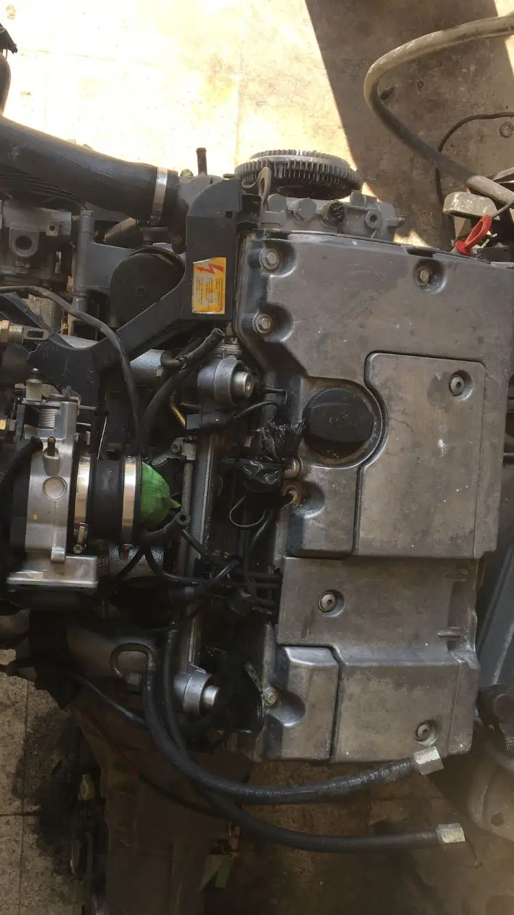 Tüm Mercedes Otomobillerin 112 / 271/ 272 / 274 / 111 / 102 / 103 / 104 / 611 / 612 / 613 / 647 / 64