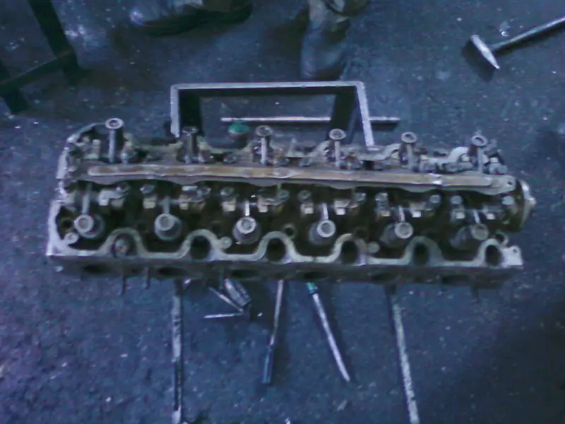 Tüm Mercedes Otomobillerin 112 / 271 / 272 / 274 / 111 / 102 / 103 / 104 / 611 / 612 / 613 / 647 / 6