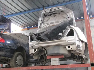 TÜM MERCEDES OTOMOBİLLERİN W124-W201-W204-W203-W211-W205-W212-W140-W126-W207-W208-W209-W202-W129-W21